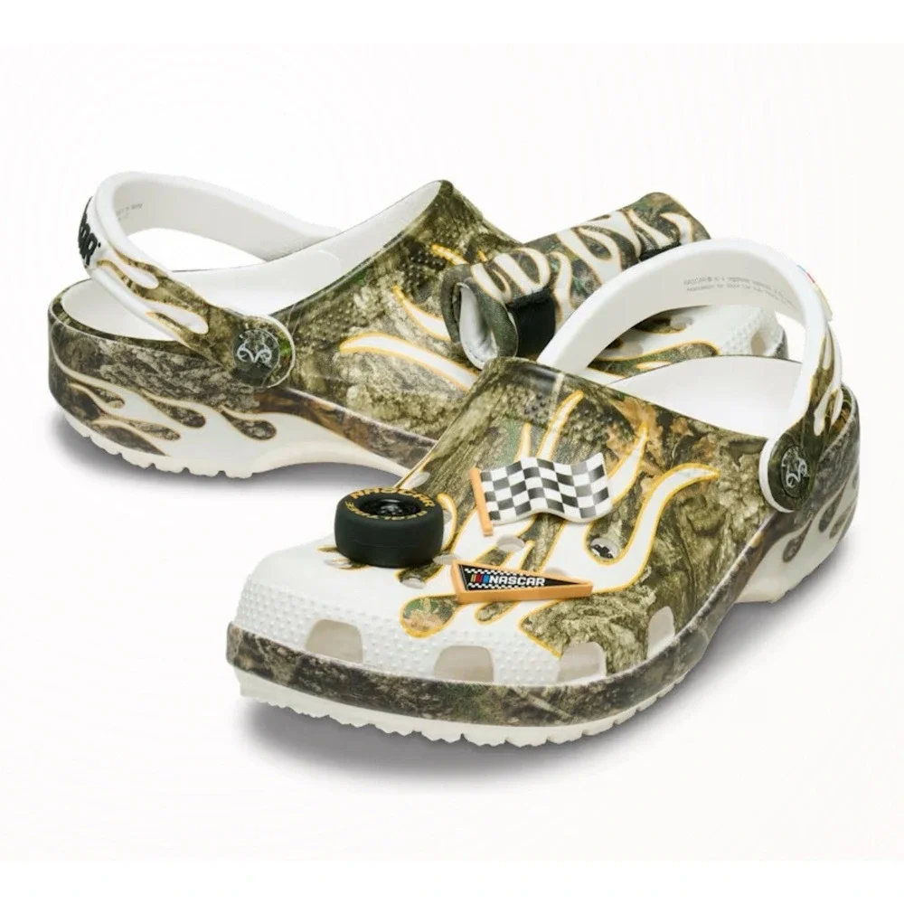 CROCS‎ X NASCAR Men's Size 12 REALTREE CLASSIC CLOG With Jibbitz 210827-90H New